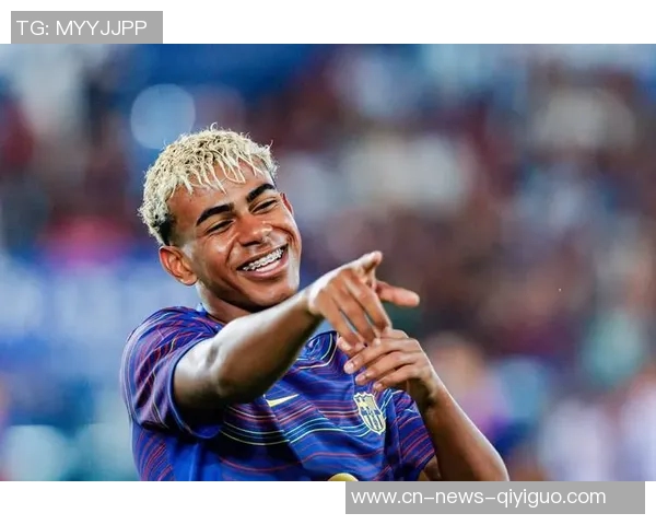 拉菲尼亚腿筋受伤复出再推迟无缘国家德比将缺阵一个月